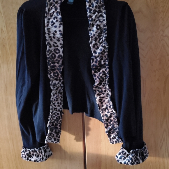 Womens Sweater with leopard details - Picture 1 of 4